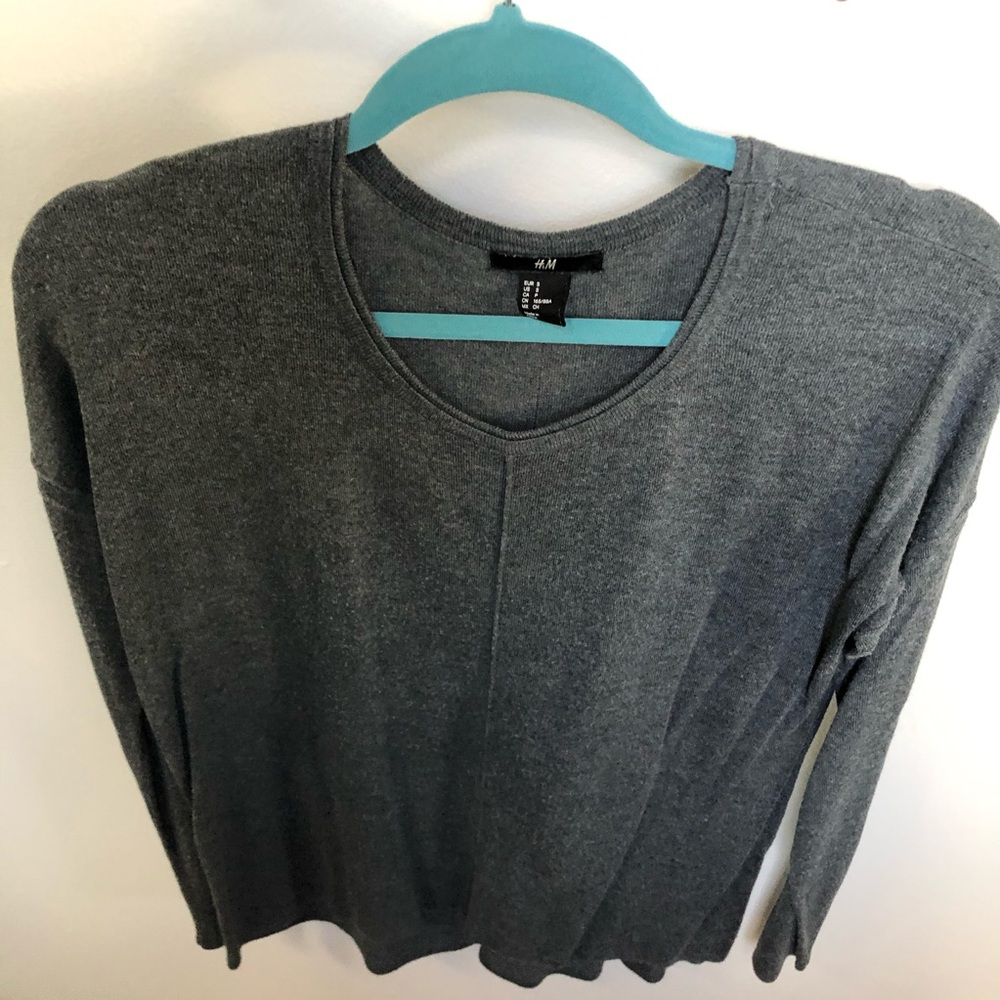 Dark gray/blueish flowy long sleeve